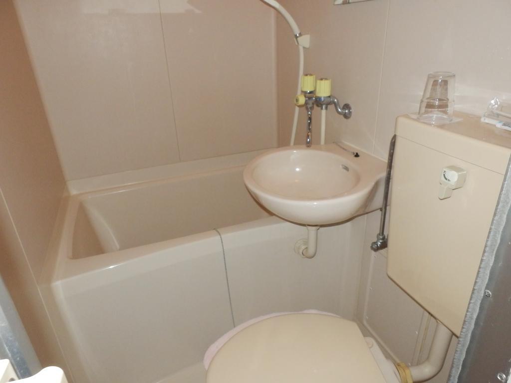 Izumi Hotel Изу Екстериор снимка